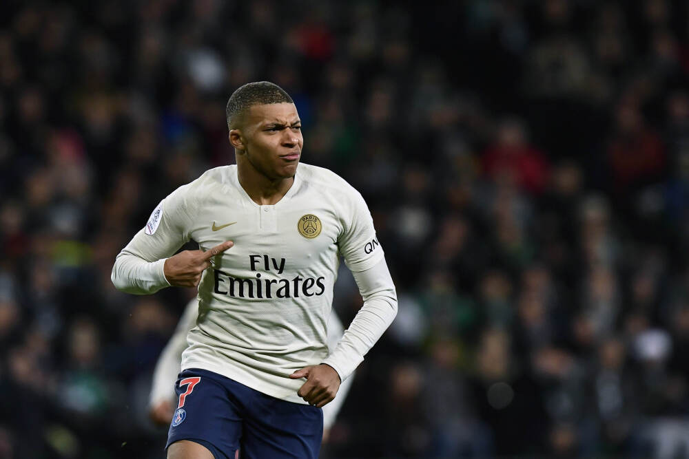 皇马赢麻了！21岁帕斯再献传射16轮6球6助，仅900万可回购的天才